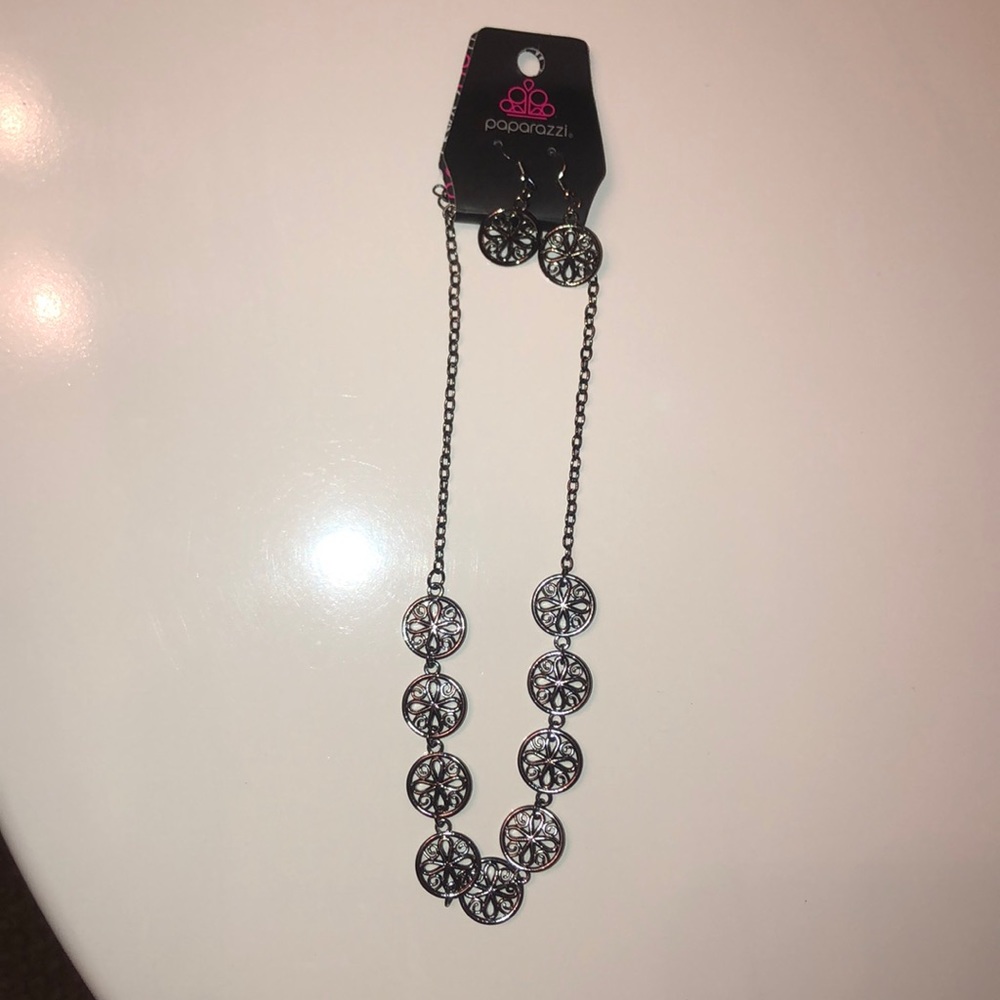 Necklace and earrings set